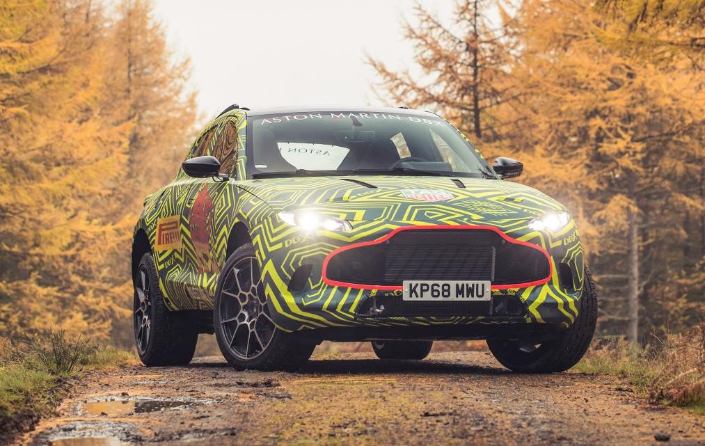 Aston Martin odhalil pár fotiek nového SUV DBX