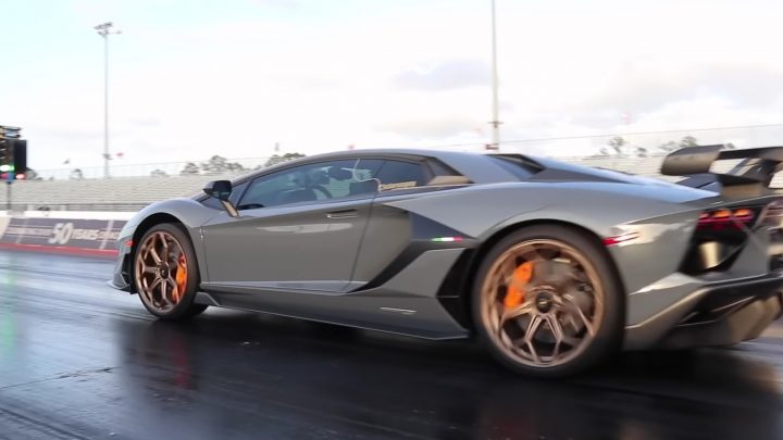 Lamborghini Aventador SVJ zvládne stovku za 2,8 sekundy a dvesto za 5,95 sekundy. (Video)