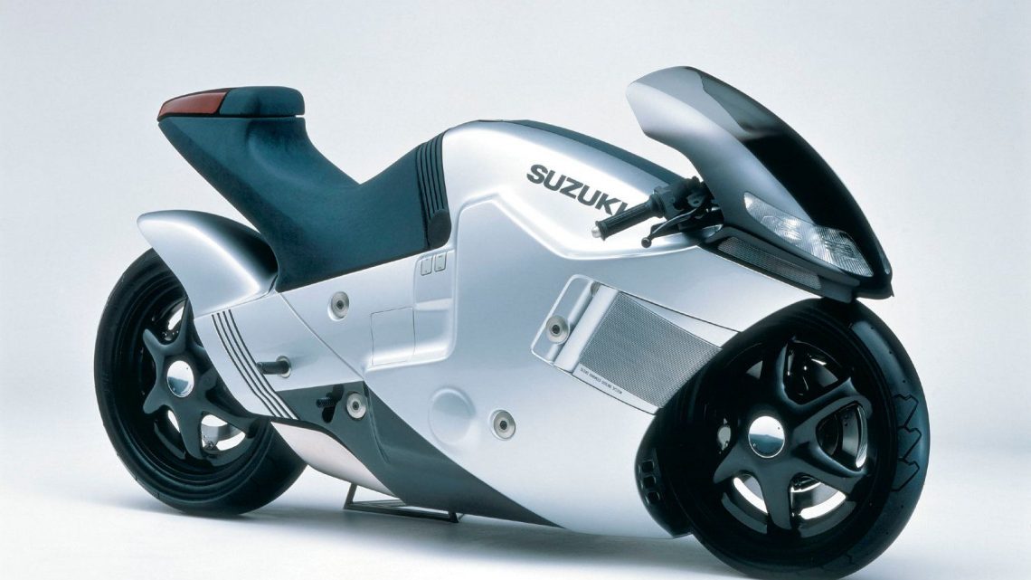 Motorky Suzuki budú mať v budúcnosti pravdepobne inak uložený motor. Svedčí o tom patentový snímok.