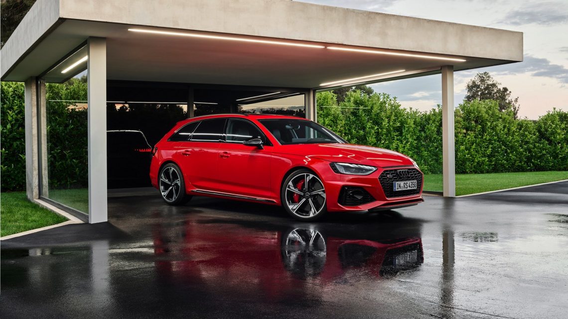 Aktualizované Audi RS4 bolo predstavené. Zvýšenie výkonu alebo lepšiu dynamiku nečakaj.