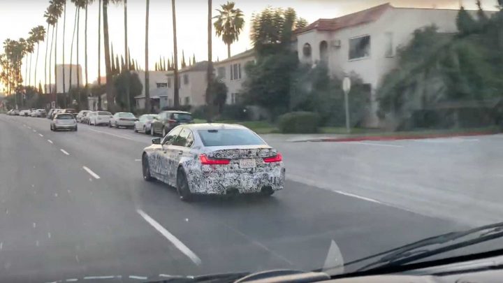 Kamuflované BMW M3 bolo natočené v uliciach Los Angeles.