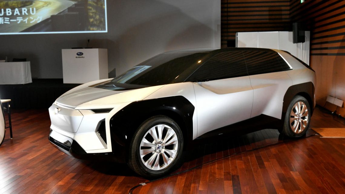 Subaru plánuje predstaviť svoje prvé elektrické vozidlo Evoltis v roku 2021.
