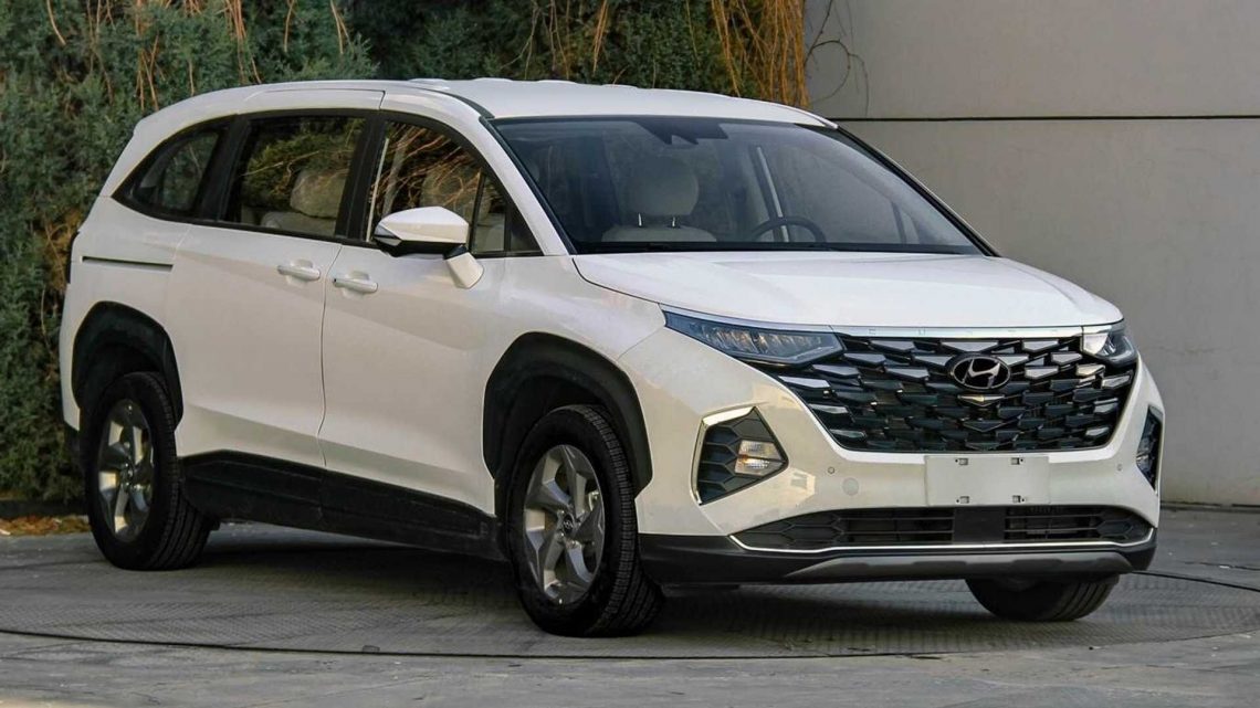 Hyundai Custo bude nový sedemmiestny minivan.
