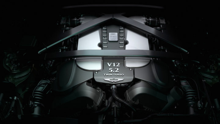 Motor V12: Symfónia výkonu a elegancie v srdci automobilového umenia.