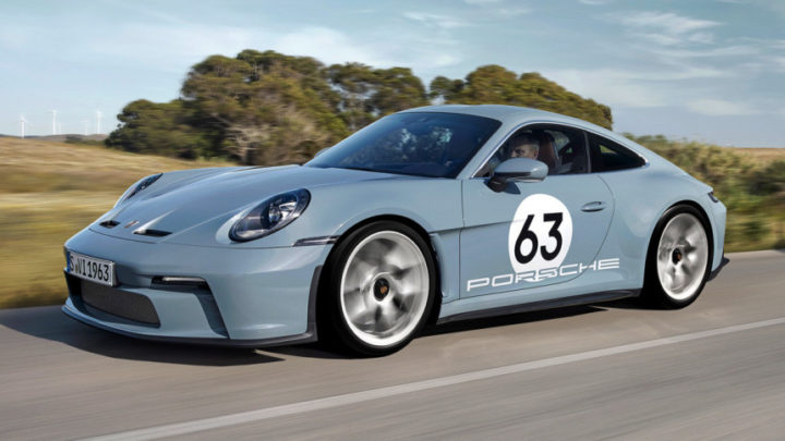 Jubilejné Porsche 911 S/T má atmosférický motor a manuálnu prevodovku.