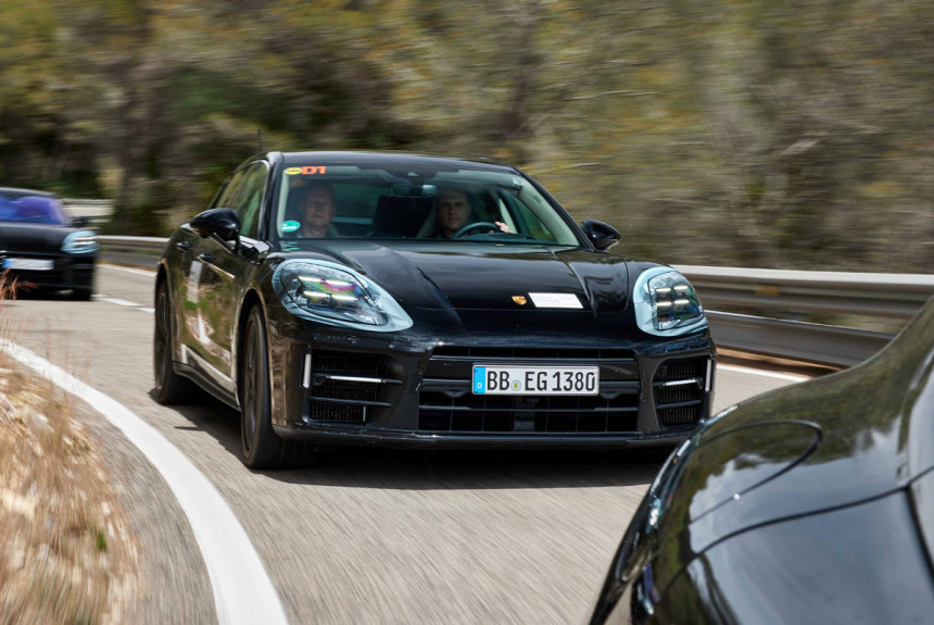 Nová generácia Porsche Panamera sa očakáva sa v novembri.