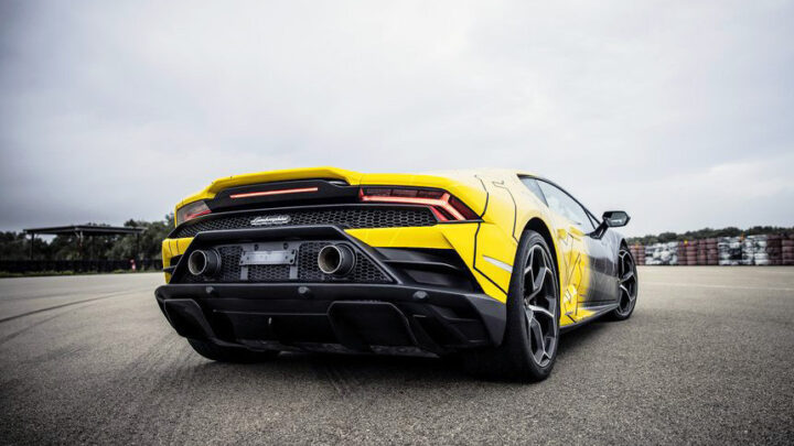 Lamborghini predstavilo dynamický systém menenia geometrie kolies.