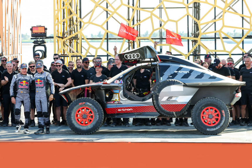 Víťazom Dakaru sa prvýkrát stal hybrid.