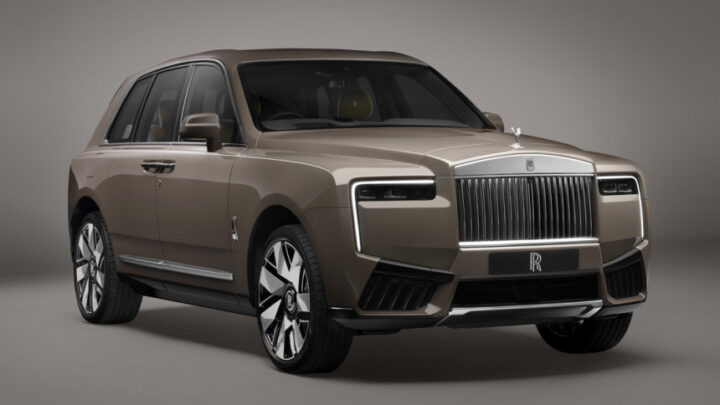 Rolls-Royce predstavil aktualizovaný Cullinan. Čo prináša najluxusnejšie SUV?