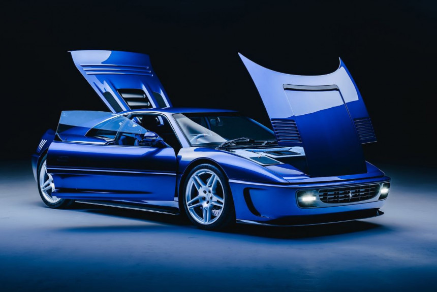 Restomod Evoluto dá druhý život superšportu Ferrari F355.