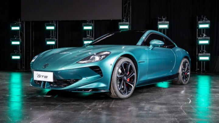 MG ukázalo uzavretú verziu roadsteru Cyberster s názvom Cyber GTS.