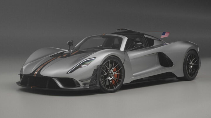 Roadster Hennessey Venom F5-M je najvýkonnejším autom s manuálom.