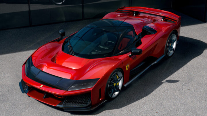 Vlajková loď od Ferrari už nemá motor V12. Volá sa Ferrari F80.