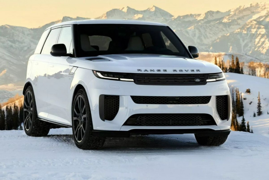 Range Rover Sport SV má špeciálnu verziu pre lyžiarov v troch exemplároch. Range Rover Sport SV má špeciálnu verziu pre lyžiarov v troch exemplároch.
