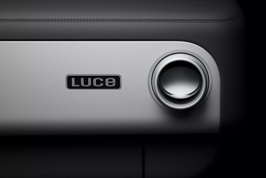 Ferrari odhalilo názov a interiér prvého elektromobilu od Ferrari.