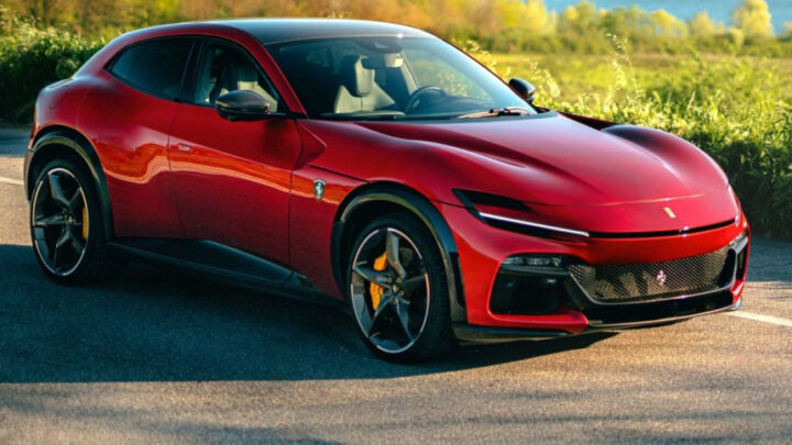 Ferrari Purosangue sa stalo obratnejším a hlasnejším.