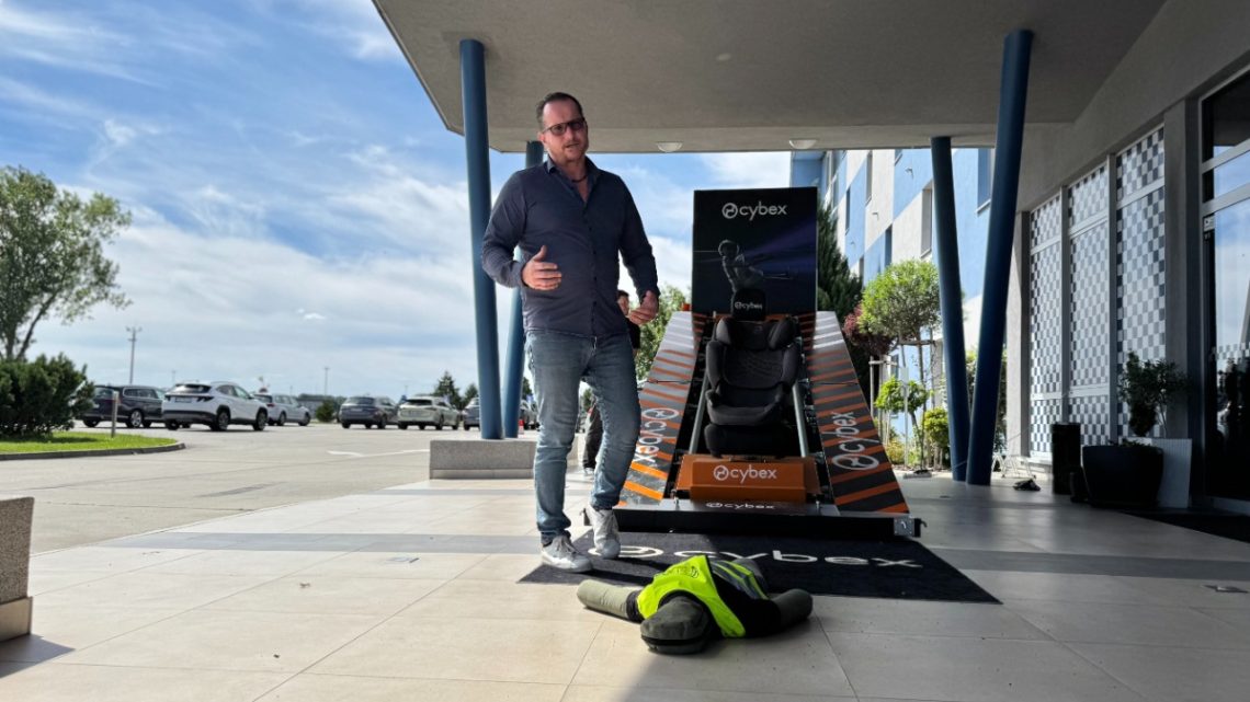 Autosedačka sama o sebe nestačí. CYBEX a Centrum bezpečnej jazdy chcú rodičom ukázať, ako chrániť deti v aute.
