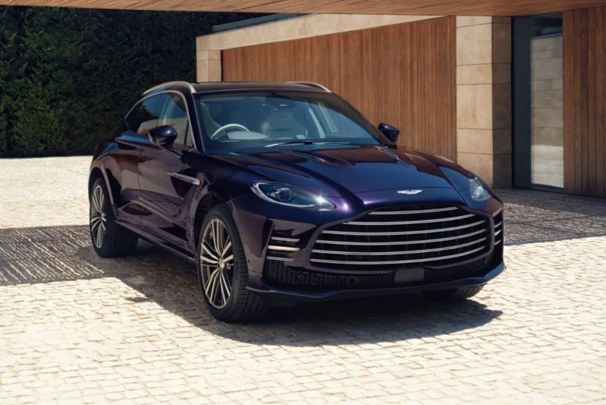 Aston Martin DBX GT nie športový, ale luxusný.